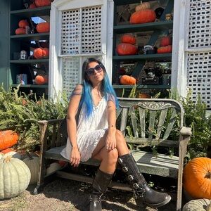 Meet your Posher, Maraya